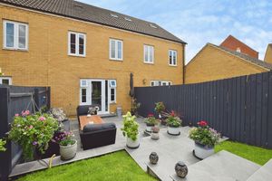 Rear Aspect- click for photo gallery